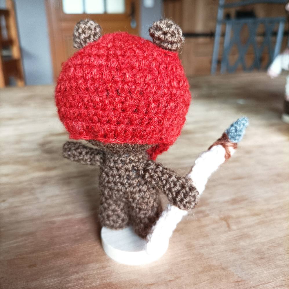 figurine ewok